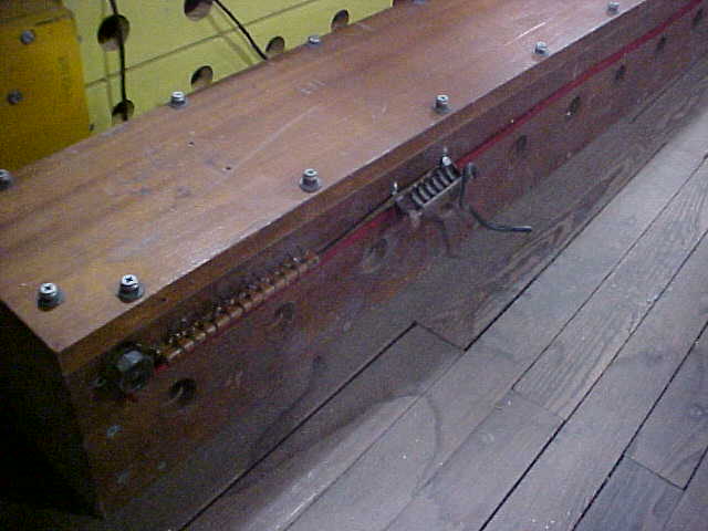 Bourdon Chest