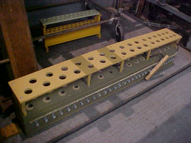 Note Pedal Chest