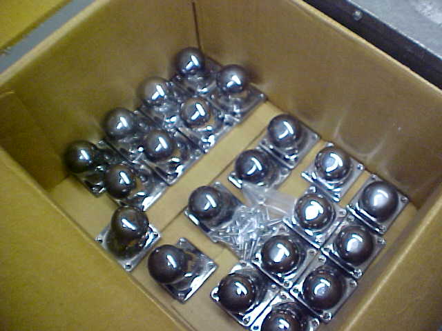 Toe Pistons