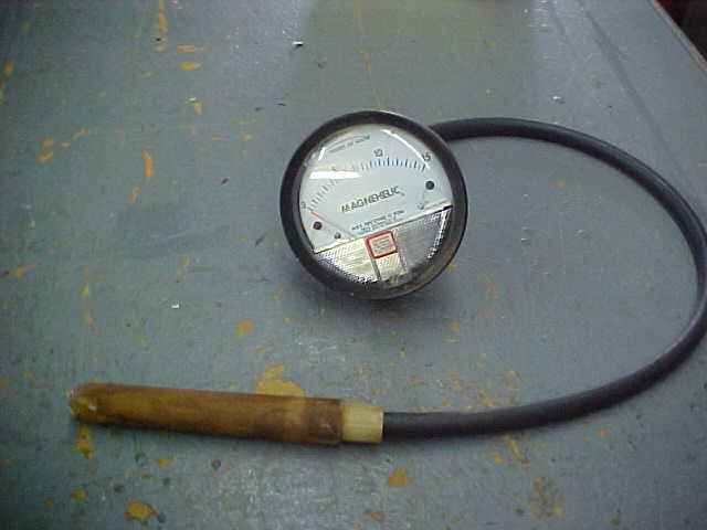 Wind Pressure Gauge